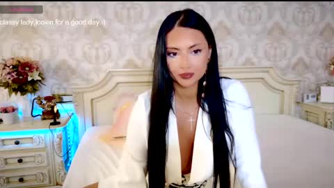 Snapshot of nicole_anistonn chatting on 04/20/26, 07:04 nicole online show from 04/20/26, 07:04