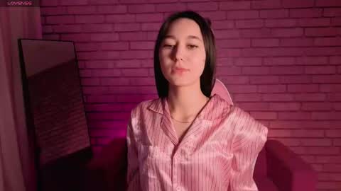 Nicole online show from 05/05/26, 12:40