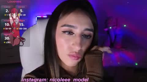 Nicole online show from 09/29/25, 11:31