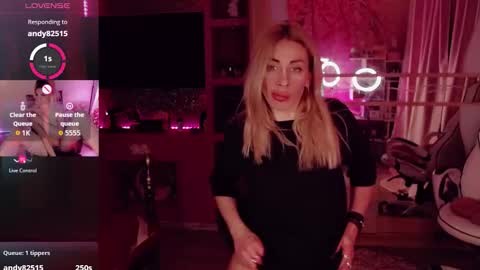 Nicole online show from 10/04/25, 11:25