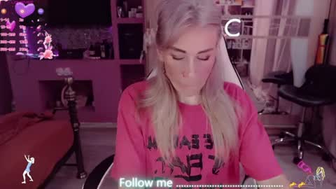 Nicole online show from 08/05/26, 06:44