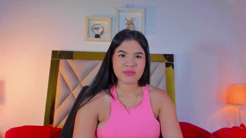 nicole_grace0 online show from 10/24/25, 12:01