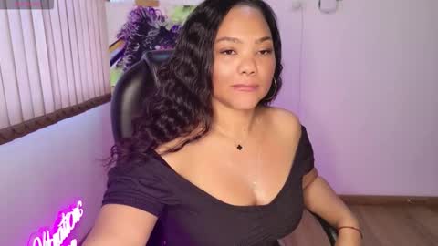 nicole_lushh online show from 02/10/26, 06:56