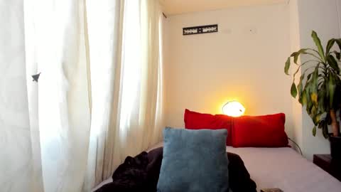 Snapshot of nicole_lustt chatting on 12/07/24, 03:52 Nicole online show from 12/07/24, 03:52