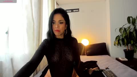 Snapshot of nicole_lustt chatting on 01/14/25, 09:09 Nicole online show from 01/14/25, 09:09