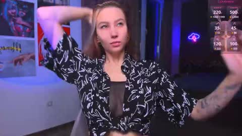 Nicole online show from 02/27/25, 12:21