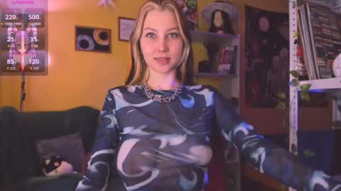 Nicole online show from 10/02/25, 03:02