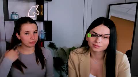 Snapshot of nicole_muah chatting on 09/24/25, 09:23 nicole_muah online show from 09/24/25, 09:23