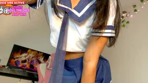 Snapshot of nicole_uwu08 chatting on 05/13/26, 08:27 Nicole INDEPENDENT MODEL online show from 05/13/26, 08:27