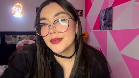 Nicole online show from 09/21/25, 04:14