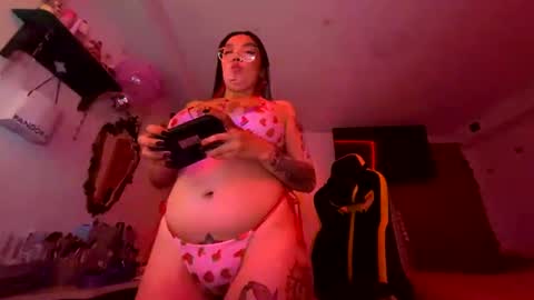 Nicole online show from 07/18/26, 04:05