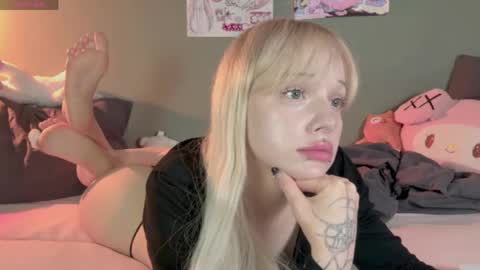 Mary online show from 05/16/26, 01:13