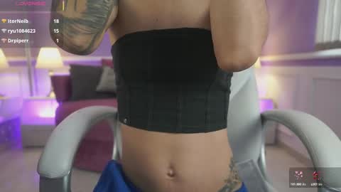 Nicole Crawft online show from 10/04/25, 07:12