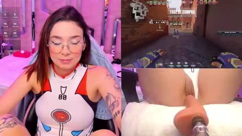 Nicole online show from 09/17/25, 03:35