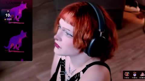 Snapshot of nicolefloret chatting on 09/17/25, 09:38 Nicole online show from 09/17/25, 09:38