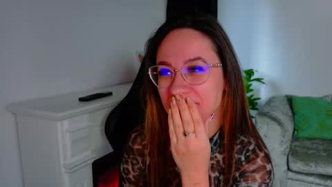 Snapshot of nicoleirisxxx chatting on 02/10/26, 06:17 nicoleirisxxx online show from 02/10/26, 06:17