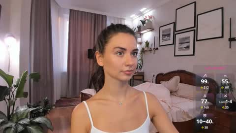 Snapshot of nicoleluuv chatting on 03/06/26, 03:19 Dua Lipa online show from 03/06/26, 03:19