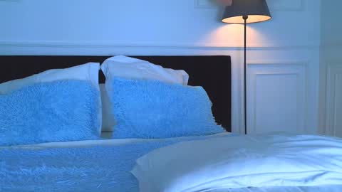 Nicole online show from 02/22/25, 05:55