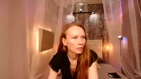 Snapshot of nicolemiless chatting on 05/03/26, 12:22 Nicole online show from 05/03/26, 12:22