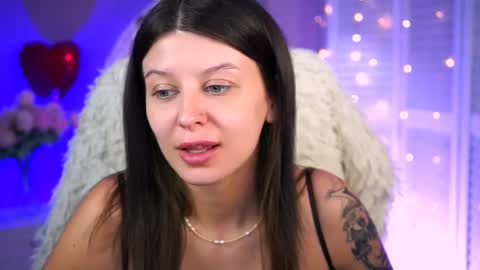 Snapshot of nicolemoonn chatting on 03/07/25, 12:45 online November 28 from 16 to 20 November 29 from 12 to 20 December 3 and 5 from 12 to 20 December 7 and 8 from 04 to 08 GMT online show from 03/07/25, 12:45