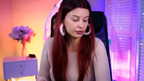 Snapshot of nicolemoonn chatting on 04/08/26, 08:31 online November 28 from 16 to 20 November 29 from 12 to 20 December 3 and 5 from 12 to 20 December 7 and 8 from 04 to 08 GMT online show from 04/08/26, 08:31