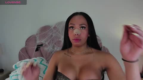 NICOLE online show from 10/15/25, 11:54