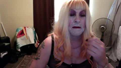 Snapshot of nicolescdfantasies chatting on 03/19/26, 10:47 Nicole CD online show from 03/19/26, 10:47