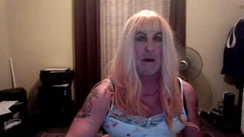 Snapshot of nicolescdfantasies chatting on 07/19/26, 03:54 Nicole CD online show from 07/19/26, 03:54