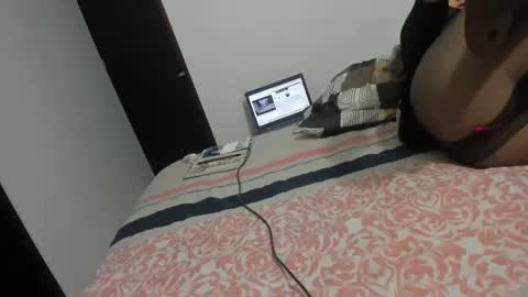 Nicolett online show from 02/19/25, 02:55