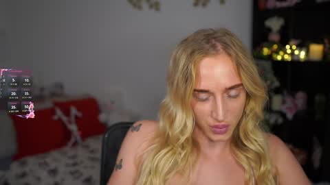 nicolette__shea_ online show from 12/20/24, 10:05
