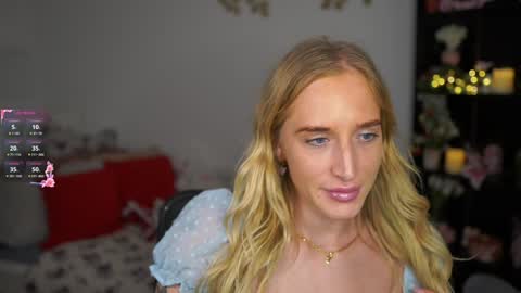 nicolette__shea_ online show from 12/28/24, 03:04