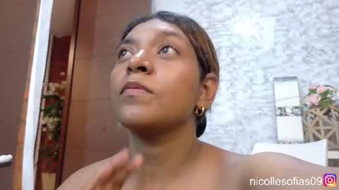 Snapshot of nicolle4 chatting on 06/25/26, 02:11 nicolle4 online show from 06/25/26, 02:11