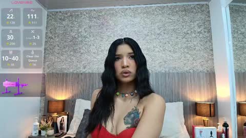 Snapshot of nicolle_alvarez chatting on 04/01/26, 01:41 Nicolle Alvarez online show from 04/01/26, 01:41