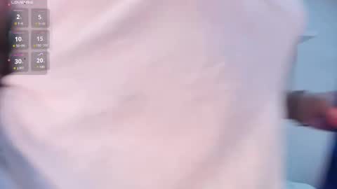 Snapshot of nicolle_evanss_ chatting on 04/10/26, 04:28 nicolle_evanss_ online show from 04/10/26, 04:28