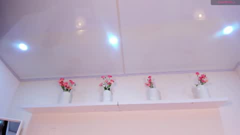 Snapshot of nicolle_evanss_ chatting on 07/14/26, 10:21 nicolle_evanss_ online show from 07/14/26, 10:21