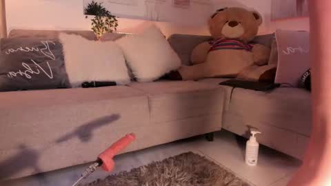 Nicolle online show from 02/26/25, 11:26