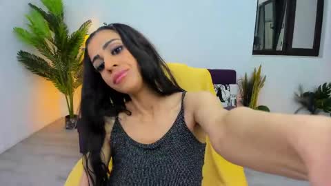 Snapshot of nicolle_lexxy chatting on 04/19/26, 04:12 Nicole online show from 04/19/26, 04:12