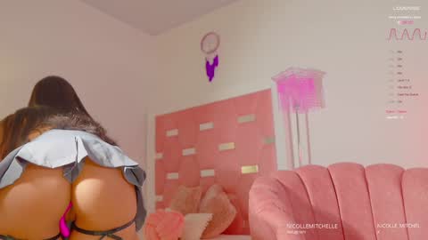 Snapshot of nicolle_mitchelle chatting on 01/26/25, 02:41 NEW instagram nicollemitchelle online show from 01/26/25, 02:41