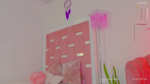 Snapshot of nicolle_mitchelle chatting on 02/02/25, 03:17 NEW instagram nicollemitchelle online show from 02/02/25, 03:17