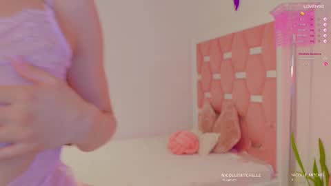 Snapshot of nicolle_mitchelle chatting on 02/09/25, 11:25 NEW instagram nicollemitchelle online show from 02/09/25, 11:25