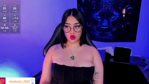 Snapshot of nicolle_ruizz chatting on 05/26/26, 09:44 Nicoll online show from 05/26/26, 09:44