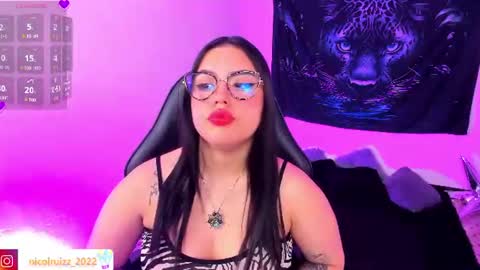 Snapshot of nicolle_ruizz chatting on 07/12/26, 10:17 Nicoll online show from 07/12/26, 10:17