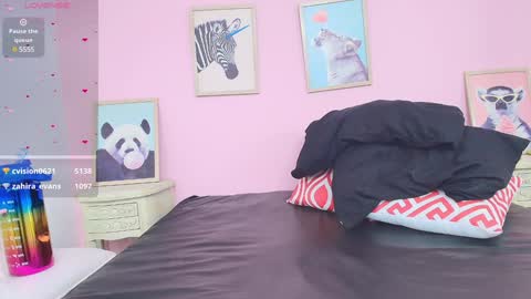 Snapshot of nicollelima chatting on 01/11/25, 10:29 Nicolle Lima online show from 01/11/25, 10:29