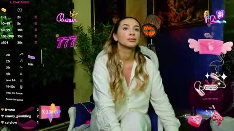 Nicolle online show from 05/27/26, 05:48