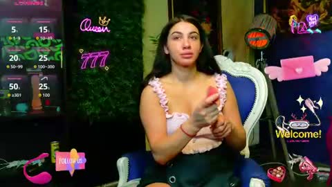 Nicolle online show from 07/16/26, 07:58