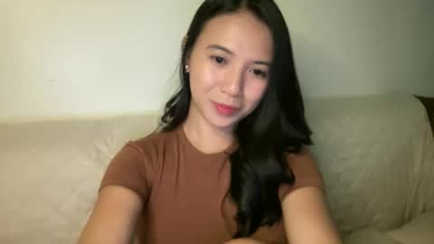 Snapshot of nicollete_snow chatting on 11/22/25, 04:28 NIC 333 online show from 11/22/25, 04:28
