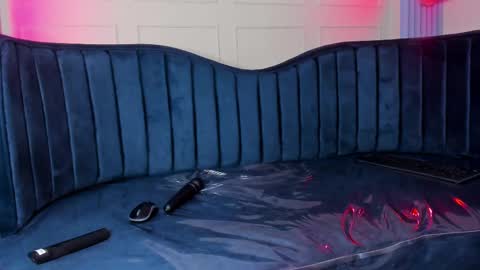 Snapshot of nicollette_miller chatting on 03/04/25, 03:26 Nicollette Miller online show from 03/04/25, 03:26