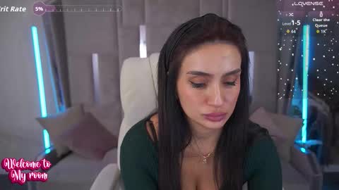 Snapshot of nicolnightt chatting on 11/12/25, 06:14 Nicole online show from 11/12/25, 06:14