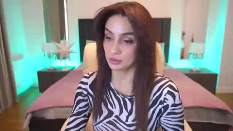 Snapshot of nicolnightt chatting on 03/16/26, 06:39 Nicole online show from 03/16/26, 06:39