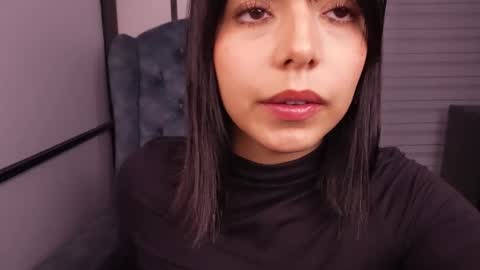 NicolRoss online show from 11/23/25, 11:37